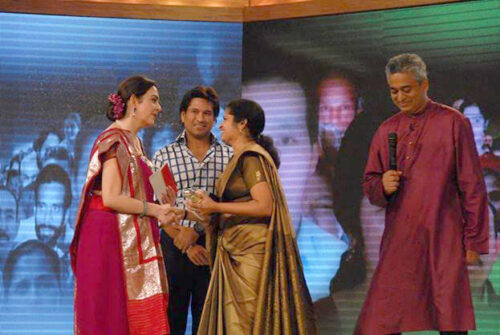 National Award CNN IBN Real hero award, Presented by Sachin Tendulkar 2011